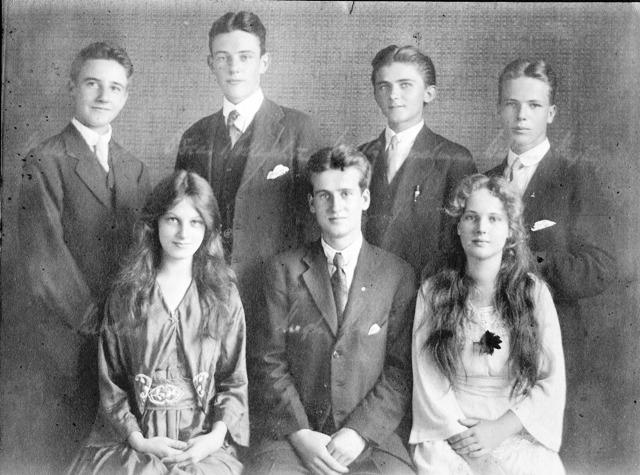 Pupils in Sydney in 1920